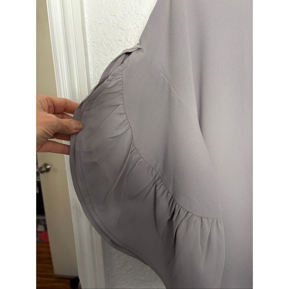 Umgee USA Plus Ruffle Sleeve Blouse Flowing Crepe Top Cool Grey Size 1X - Picture 6 of 12